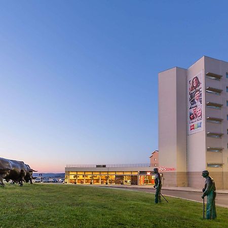Hotel Ibis Bragança Eksteriør billede