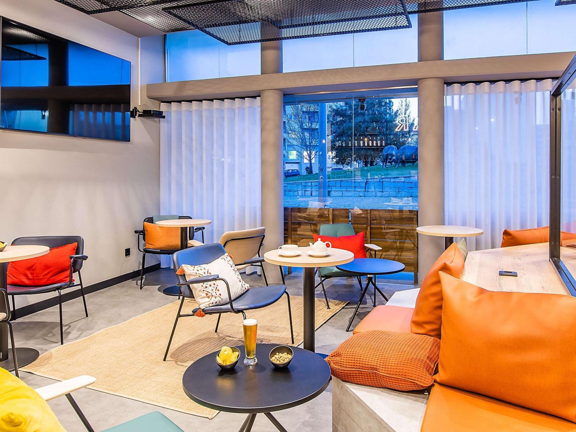 Hotel Ibis Bragança Eksteriør billede